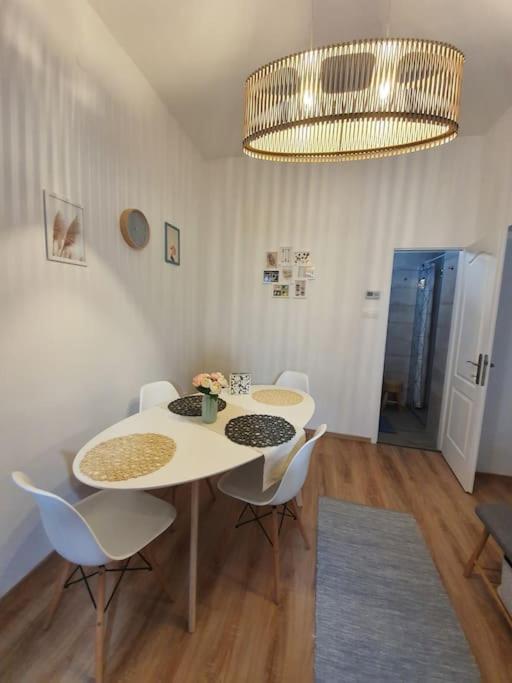 Andrea Apartman Miskolc Belvarosaban 외부 사진